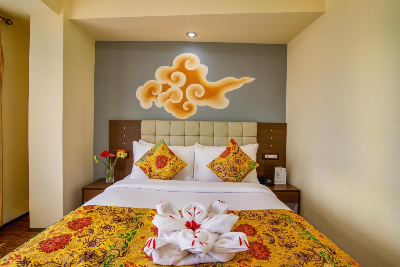 Muscatel Grand Silkroute - 300 Mts From Mg Marg Gangtok Exterior photo
