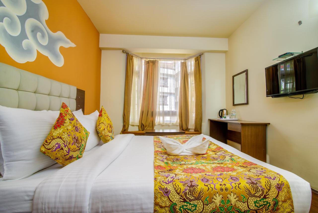 Muscatel Grand Silkroute - 300 Mts From Mg Marg Gangtok Exterior photo