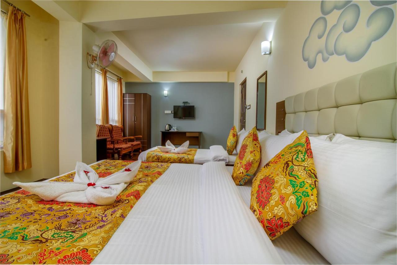 Muscatel Grand Silkroute - 300 Mts From Mg Marg Gangtok Exterior photo