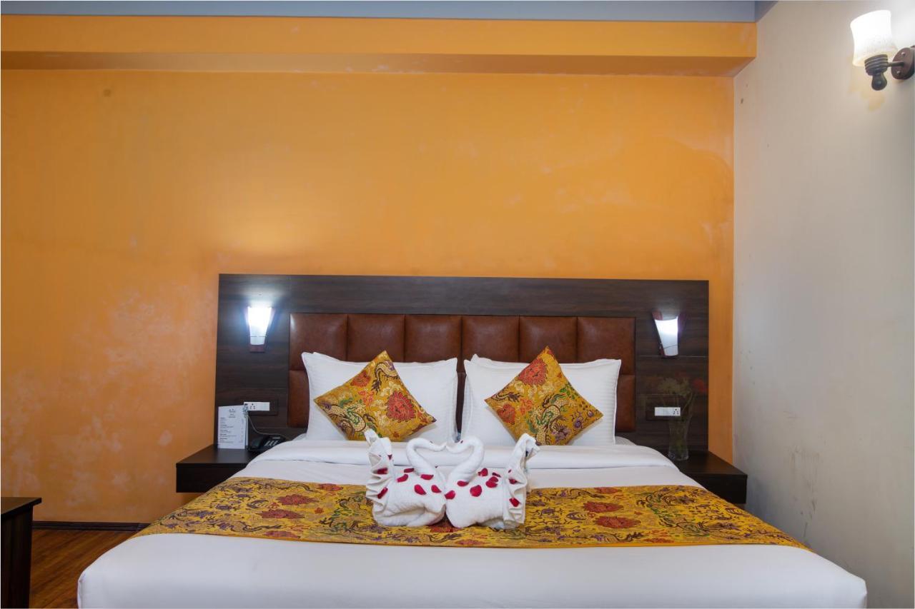 Muscatel Grand Silkroute - 300 Mts From Mg Marg Gangtok Exterior photo
