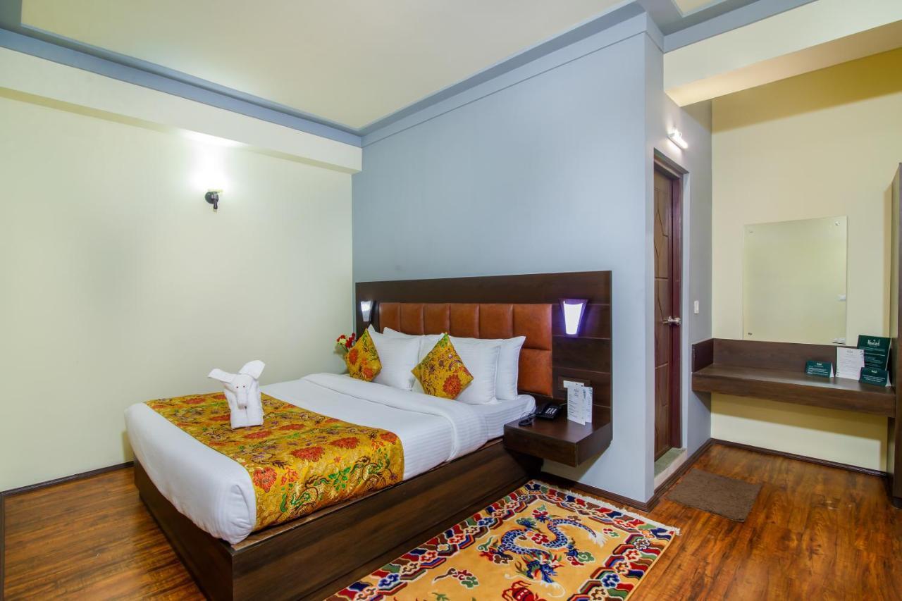 Muscatel Grand Silkroute - 300 Mts From Mg Marg Gangtok Exterior photo