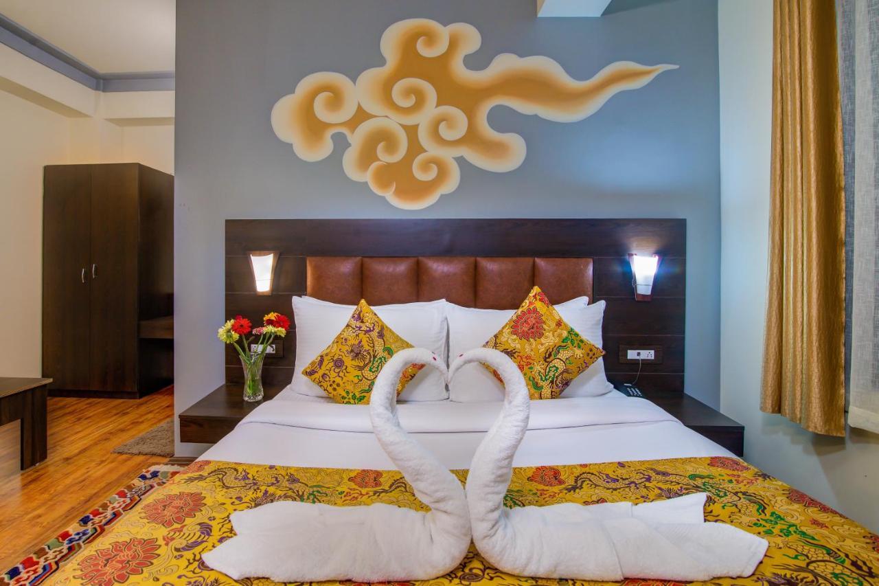 Muscatel Grand Silkroute - 300 Mts From Mg Marg Gangtok Exterior photo